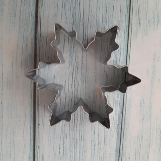 Vykrajovátko na perníčky vánoční vločka 5,5 cm